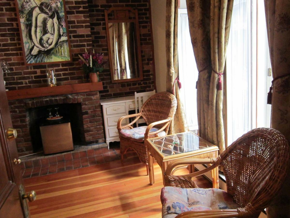 B&B De La Fontaine Québec Esterno foto